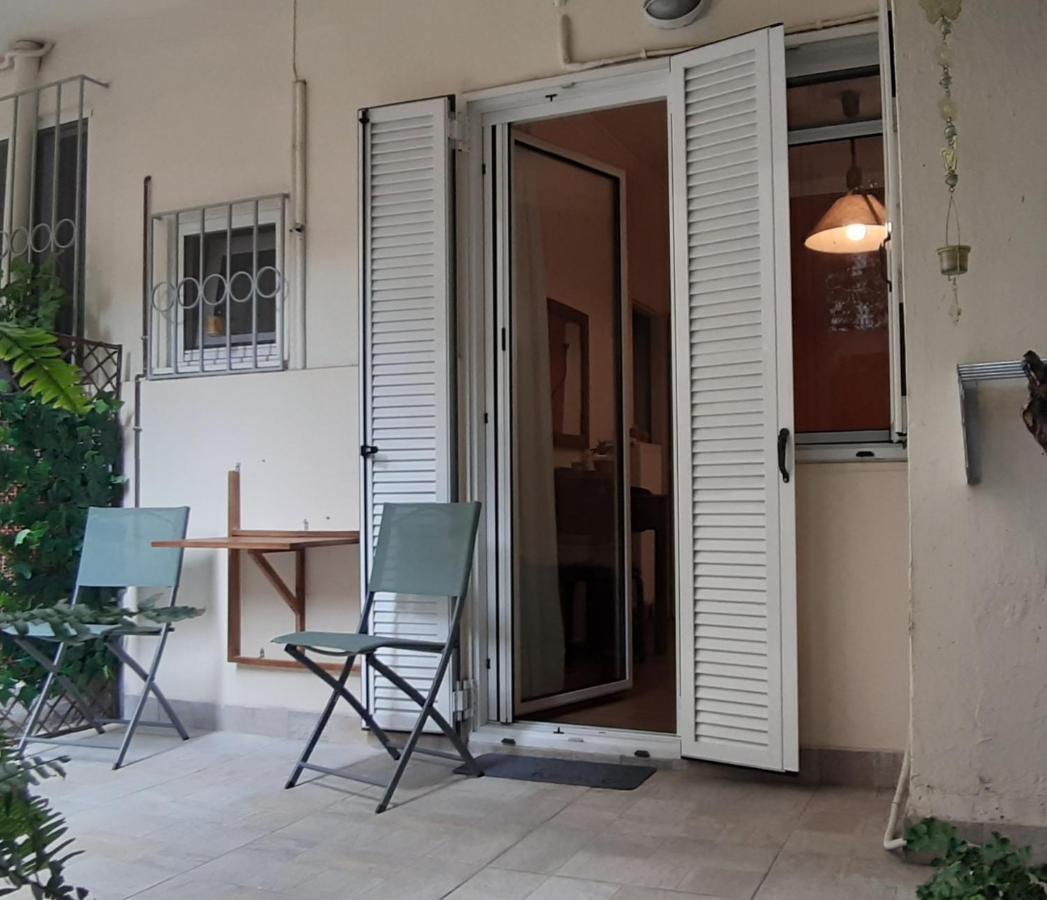 Cozy Studio 5Mins Walk From Acropolis Museum Atenas Exterior foto
